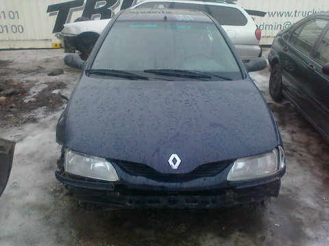Renault LAGUNA 1995 1.8 машиностроение